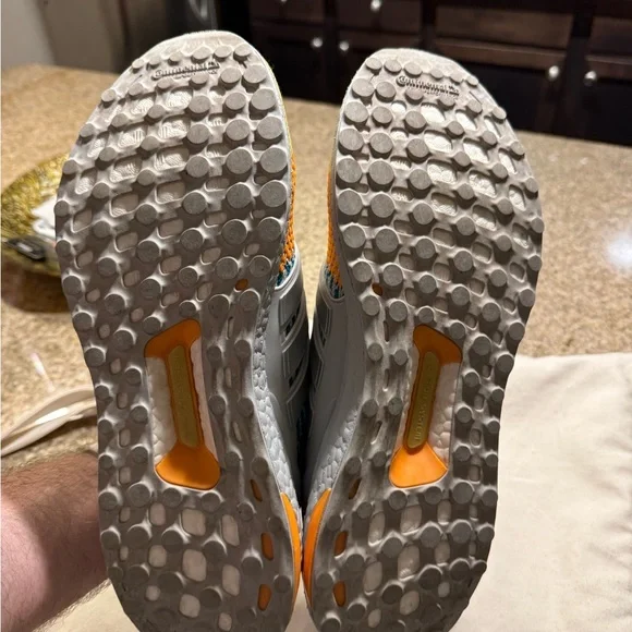 adidas Multicolor Knit Ultra Boost Sneakers Mens size 10 - Picture 6 of 6